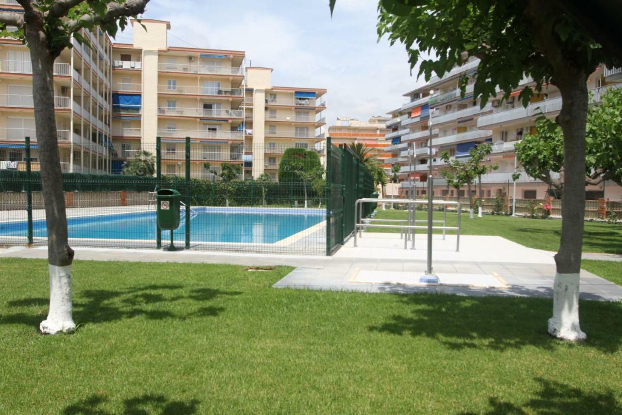 Carrer de Victòria dels Àngels, 11 La Pineda Exterior foto