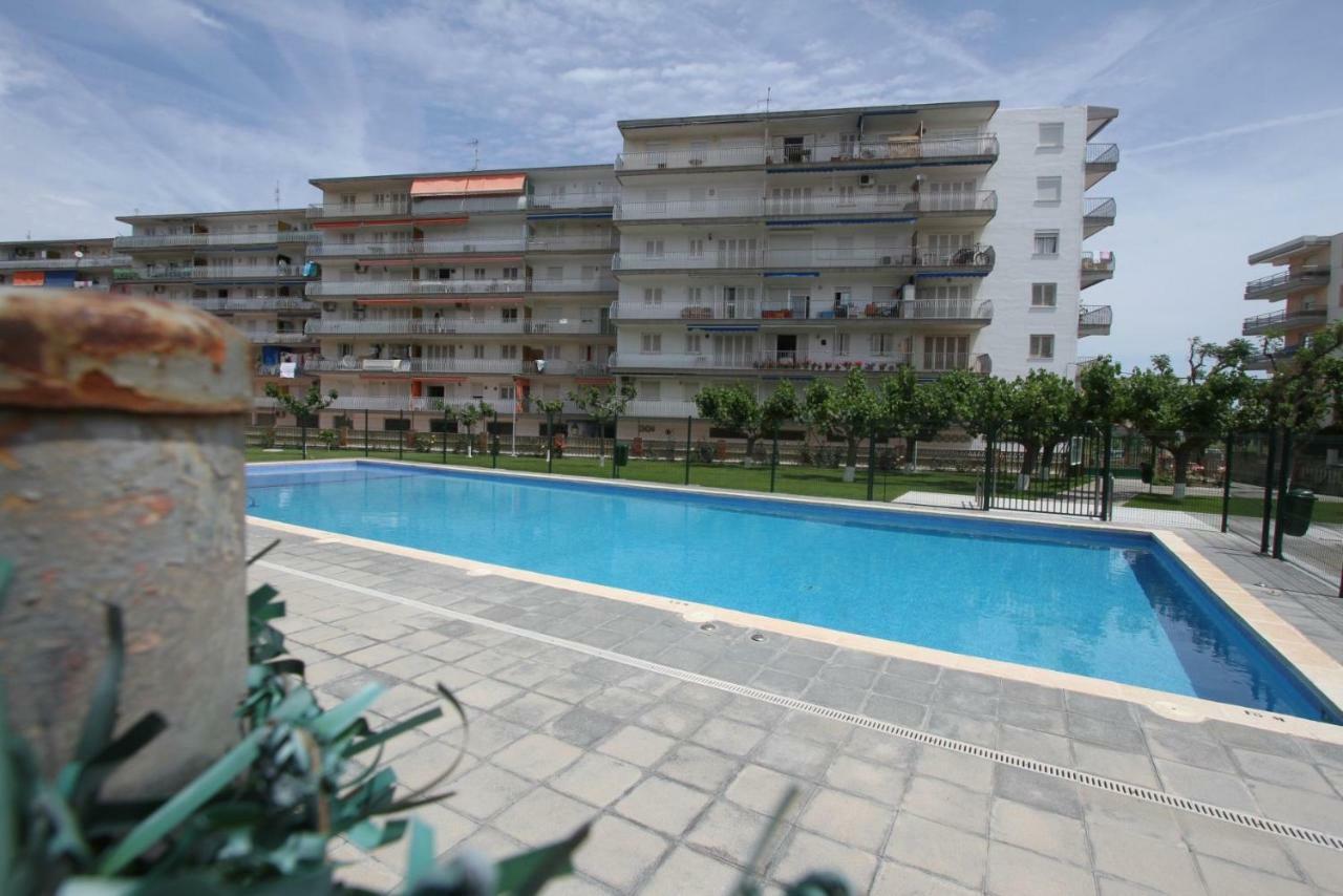 Carrer de Victòria dels Àngels, 11 La Pineda Exterior foto